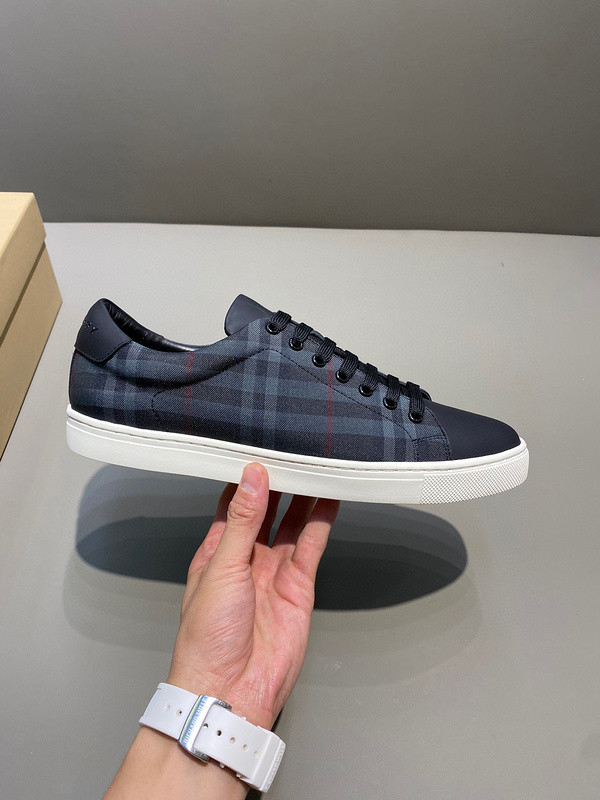 Bv*b*rry sneaker