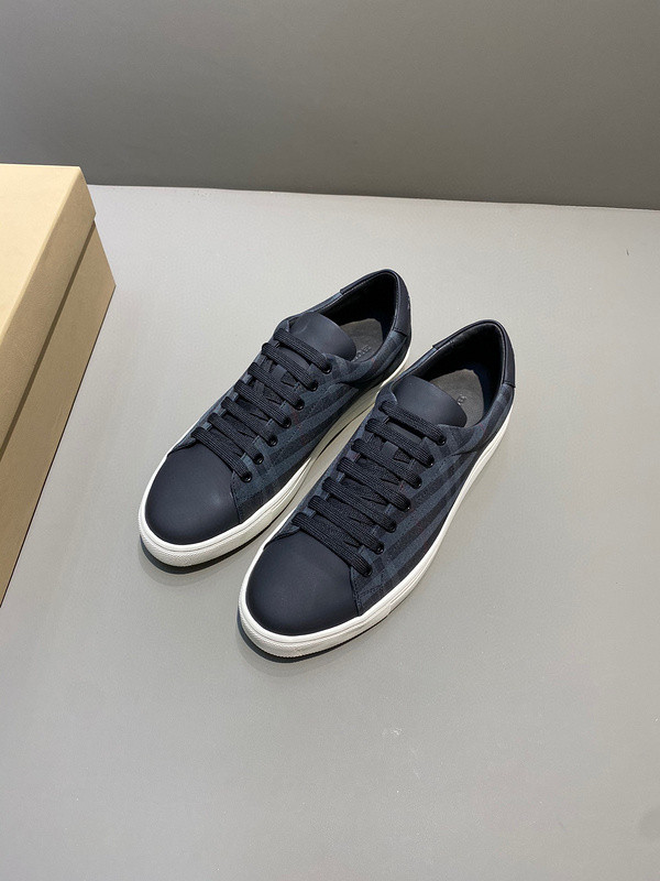 Bv*b*rry sneaker