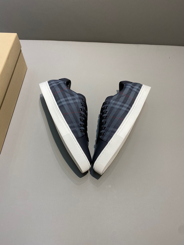 Bv*b*rry sneaker