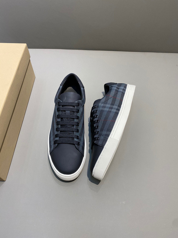 Bv*b*rry sneaker