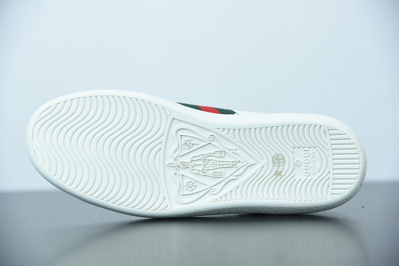 G*u*i sneaker