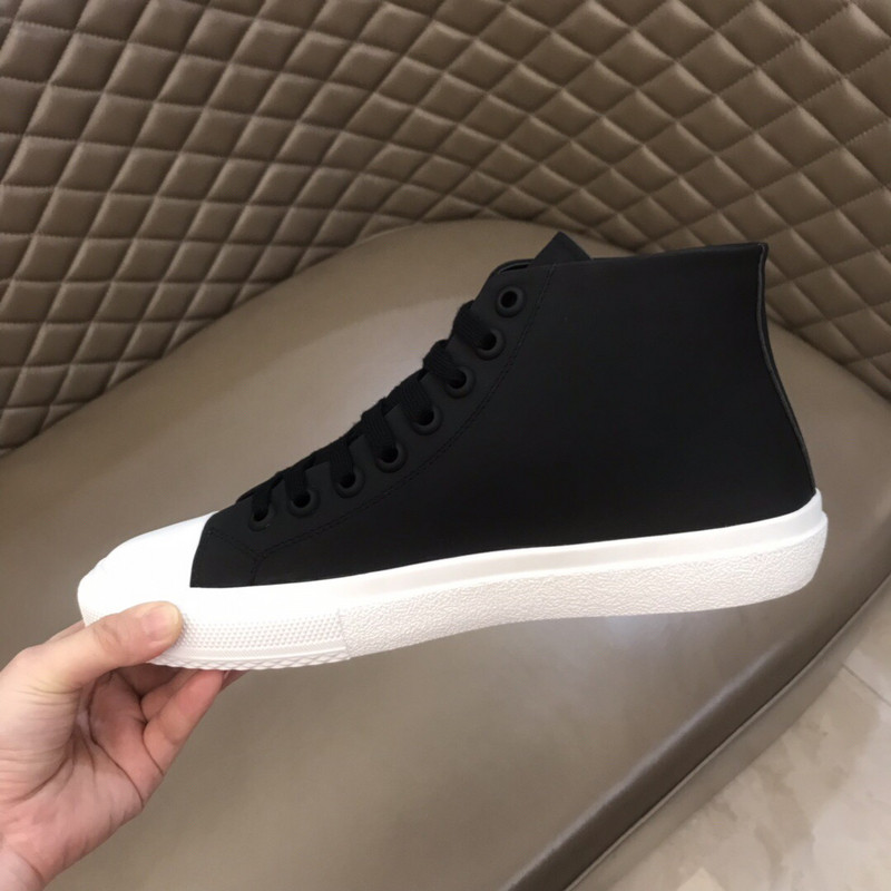 Bv*b*rry sneaker
