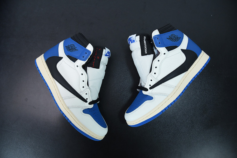 AIR JORDAN 1 HIGH OG X FRAGENT X TRAVIS SCOTT DH3227-105