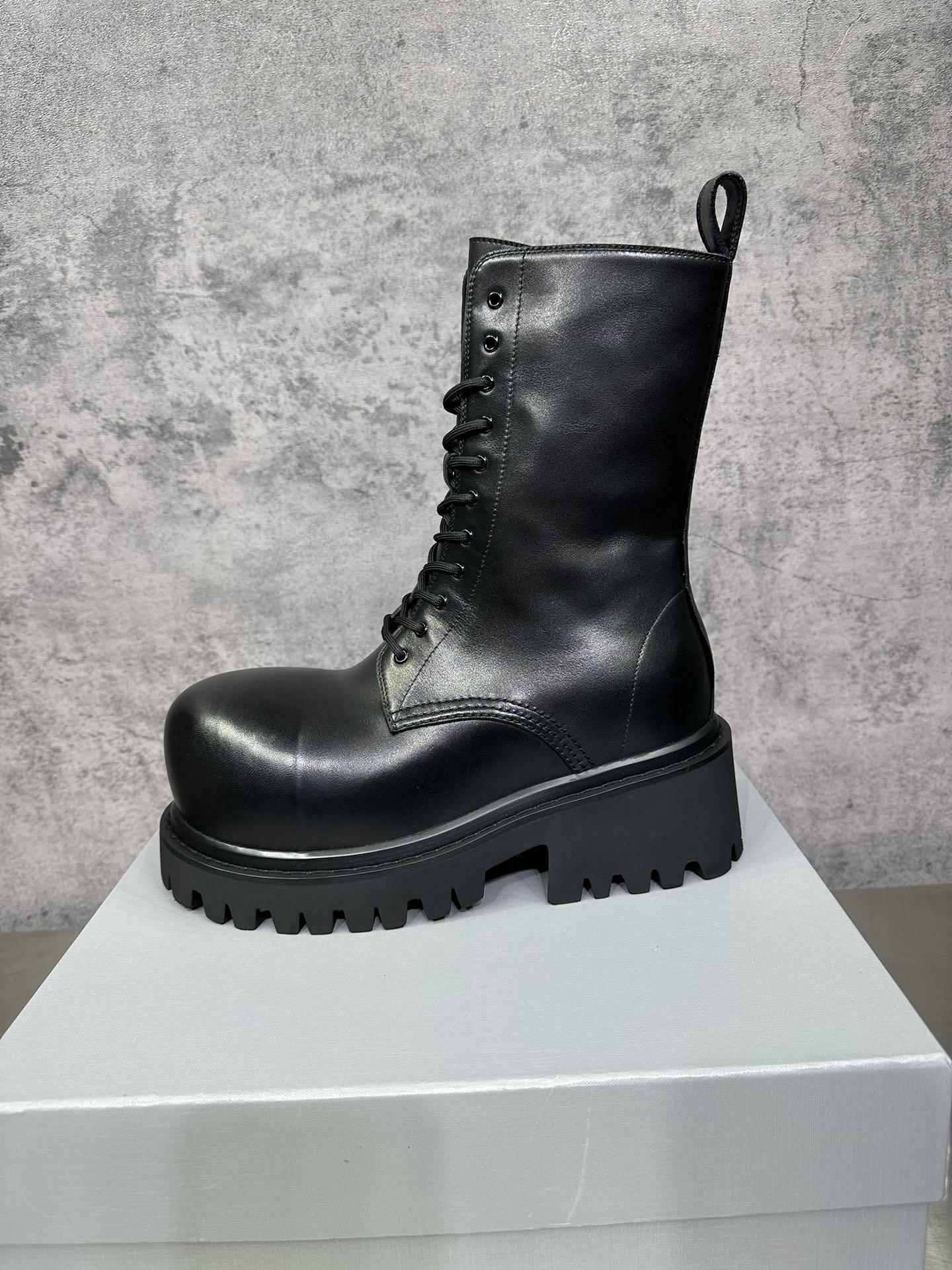 BC BOOTS