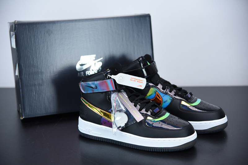 NIKE AIR FORCE 1