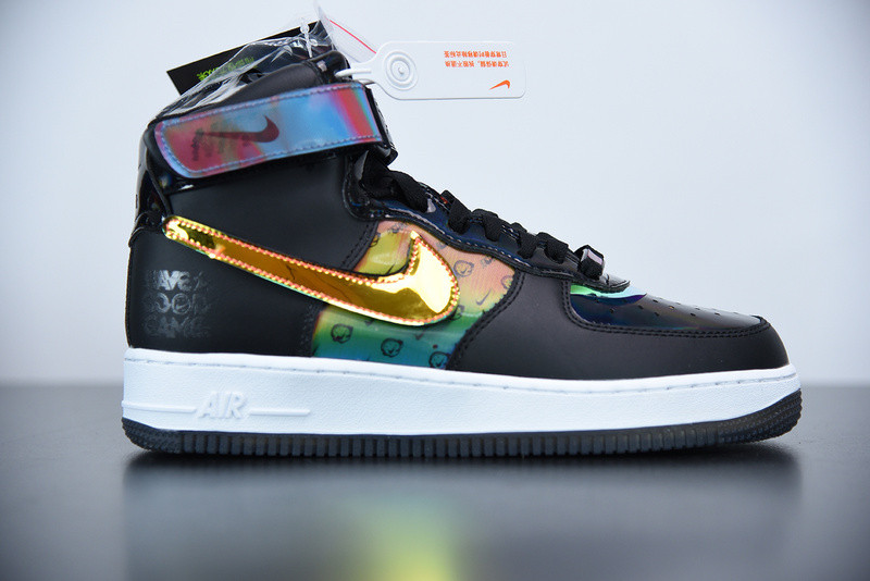 NIKE AIR FORCE 1