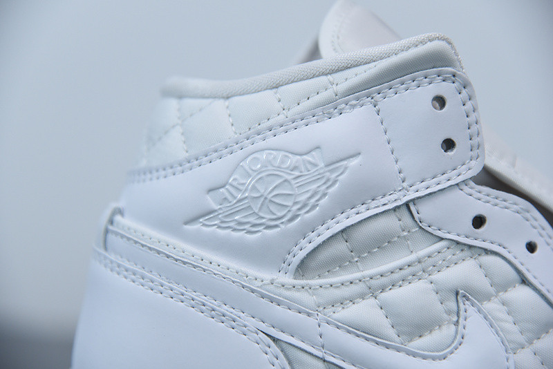 AIR JORDAN 1 MID SE