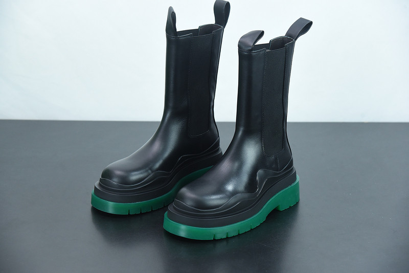 b0tte*a Ven*ta sneaker