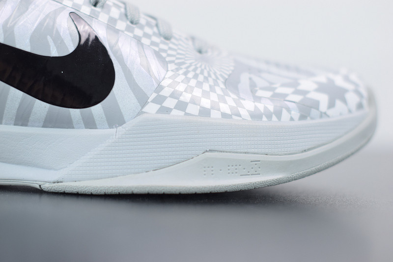 NIKE KOBE 5 PROTRO ZEBRA E CD4991-003