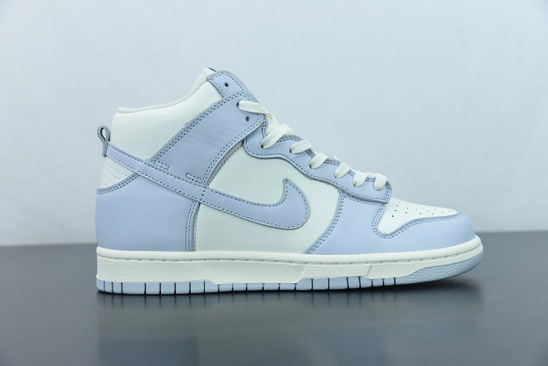 WMNS DUNK HIGH 