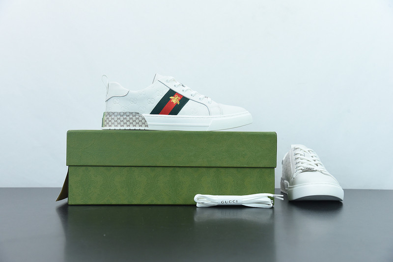 G*u*i sneaker