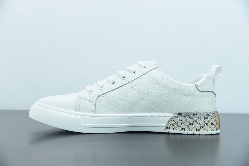 G*u*i sneaker