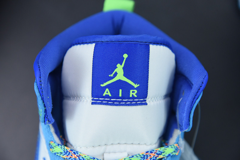 AIR JORDAN 1 MID SE GS 