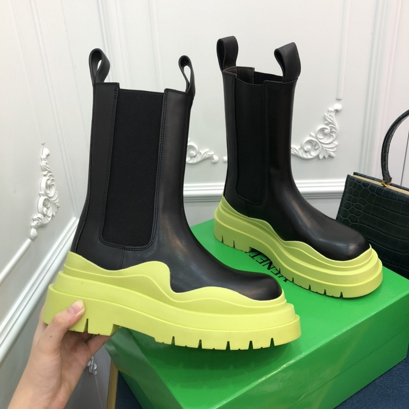 b0tte*a Ven*ta sneaker
