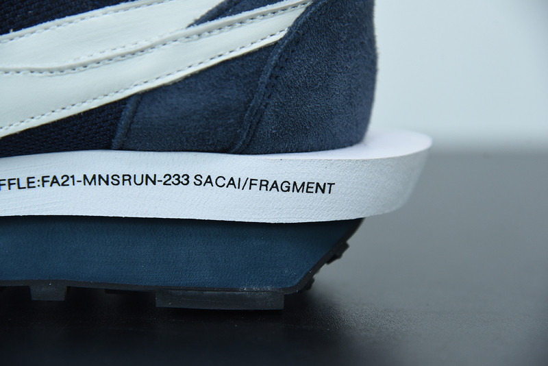 FRAGMENT X SACAI X NIKE LDV WAFFLE 