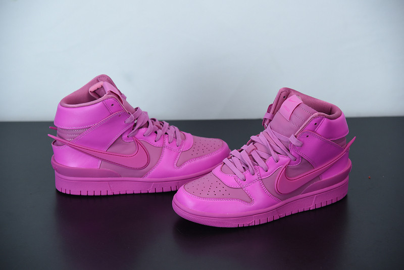 AMBUSH X NIKE DUNK HIGH 