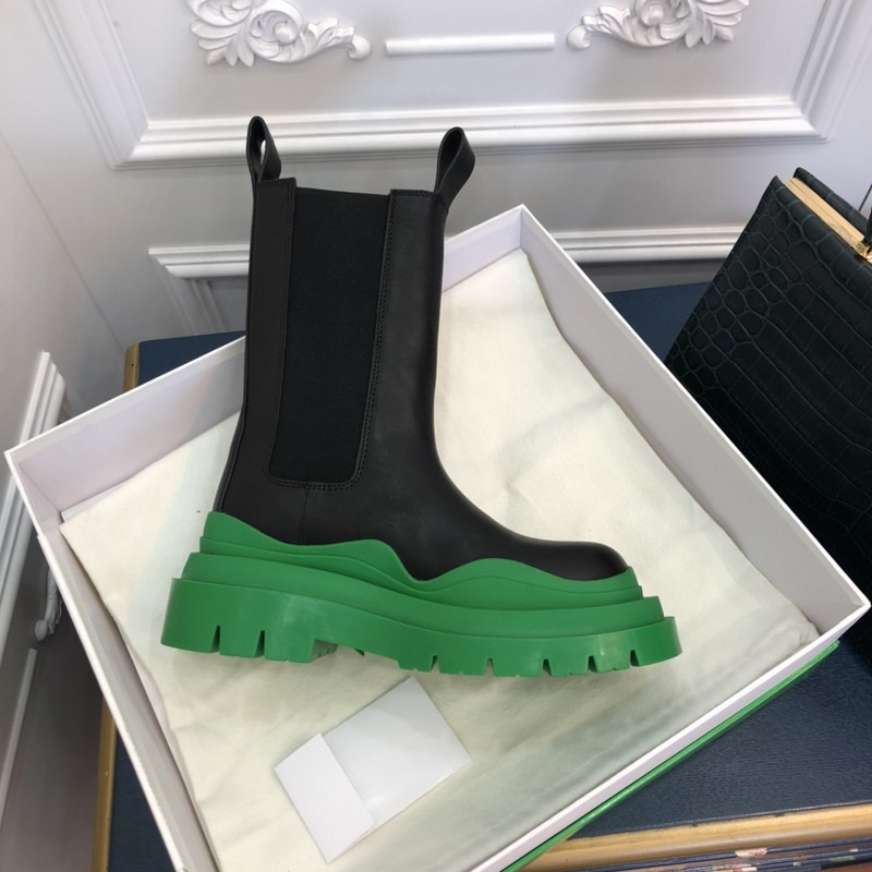 b0tte*a Ven*ta sneaker