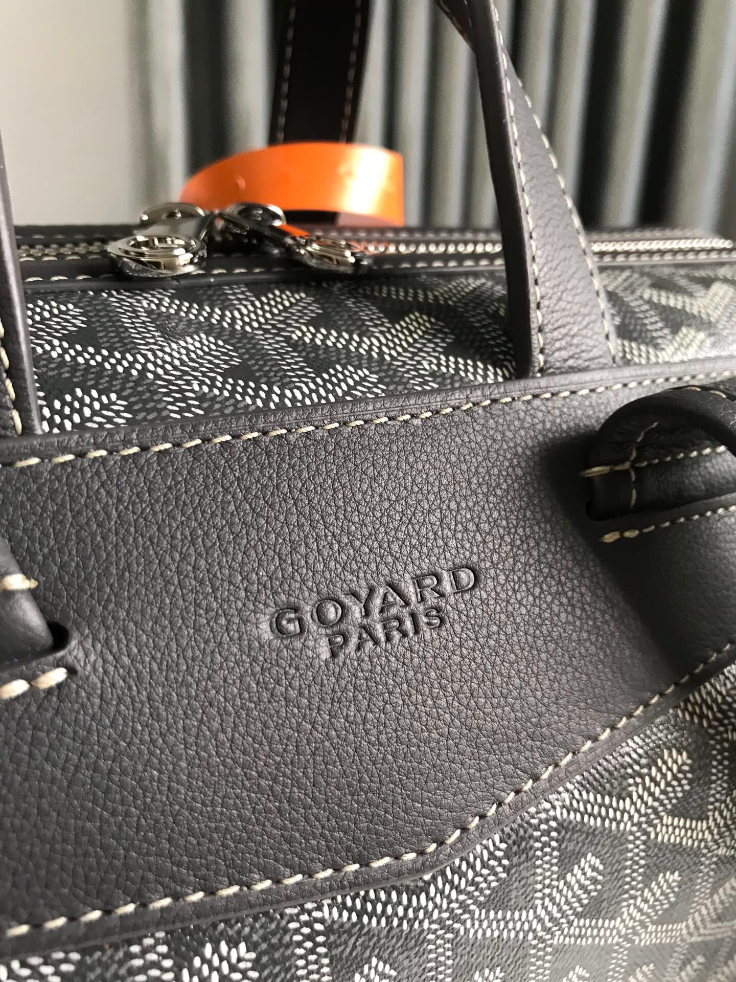 G09ard purse