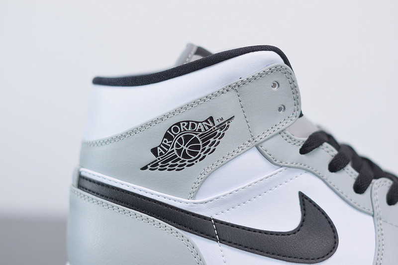 AIR JORDAN 1 MID "LIGHT SMOKE GREY" 554724-092