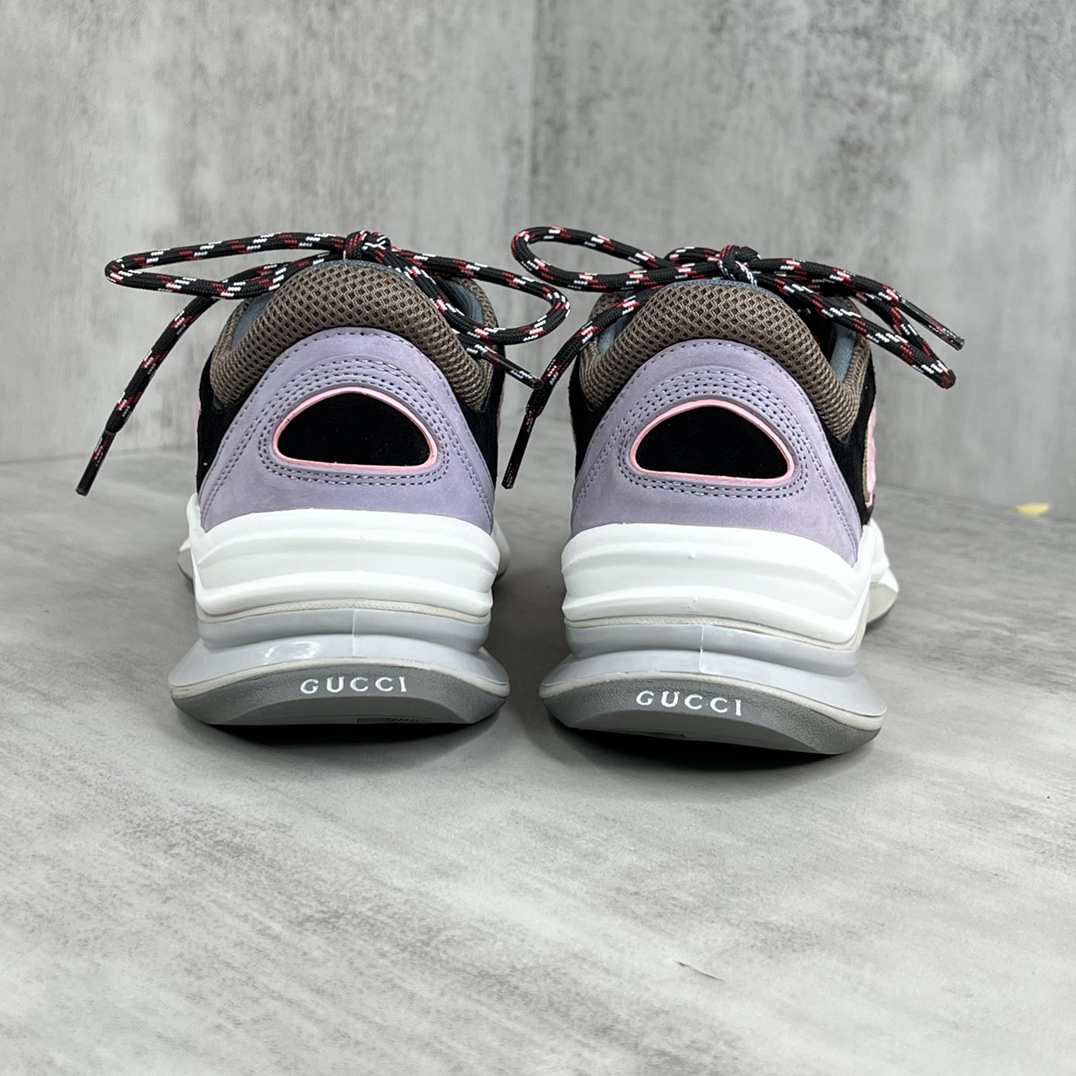 G*u*i sneaker