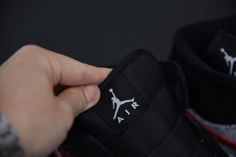AIR JORDAN 1 MID SE