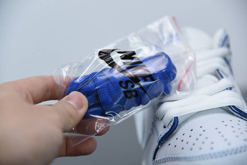 nike sb dunk low preM1vm white game royal cj6884-100