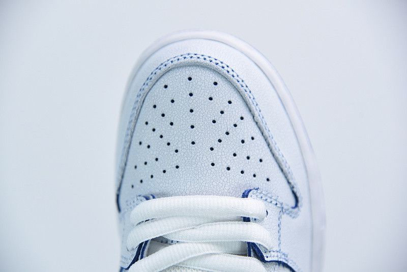 nike sb dunk low preM1vm white game royal cj6884-100