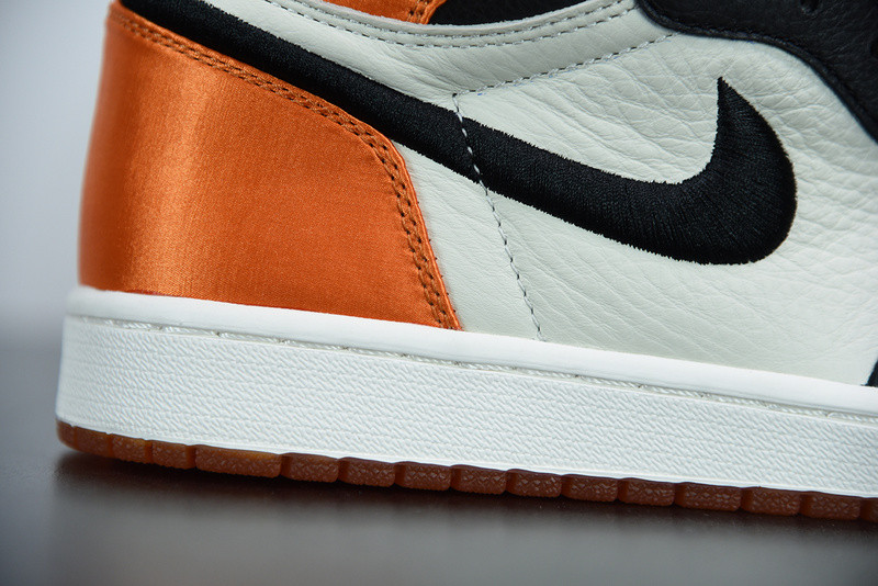 AIR JORDAN 1 RETRO HIGH SATIN SHATTERED BACKBOARD  AV3725-010