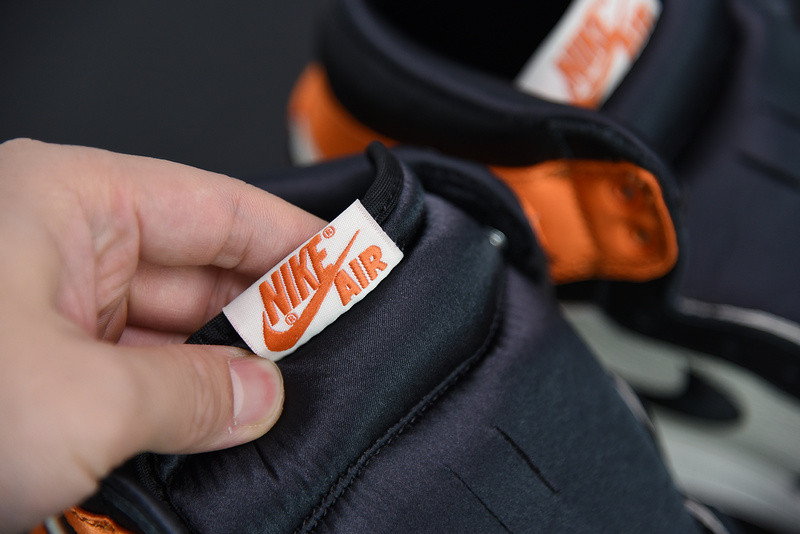 AIR JORDAN 1 RETRO HIGH SATIN SHATTERED BACKBOARD  AV3725-010
