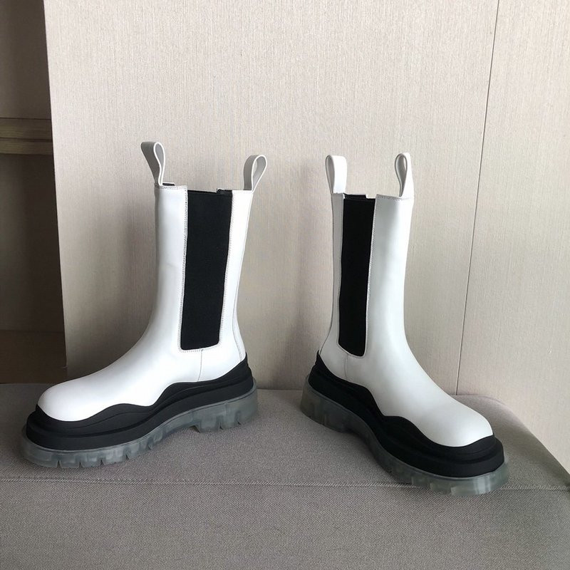 b0tte*a Ven*ta sneaker