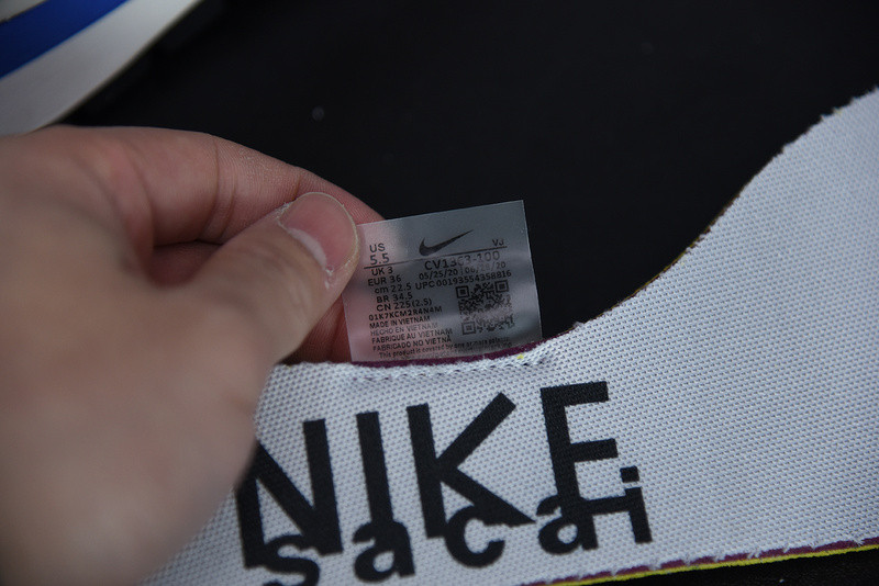 NIKE SACAI X VAPORWAFFLE 