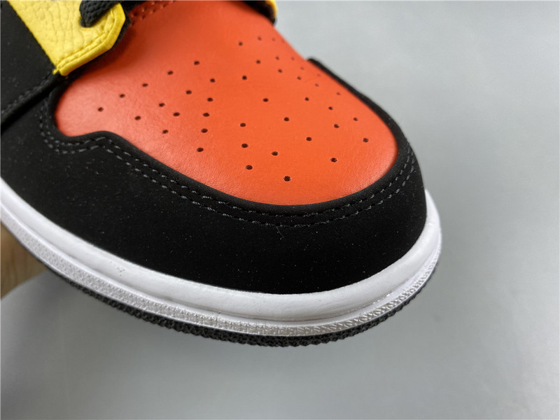 AIR JORDAN 1 MID SE