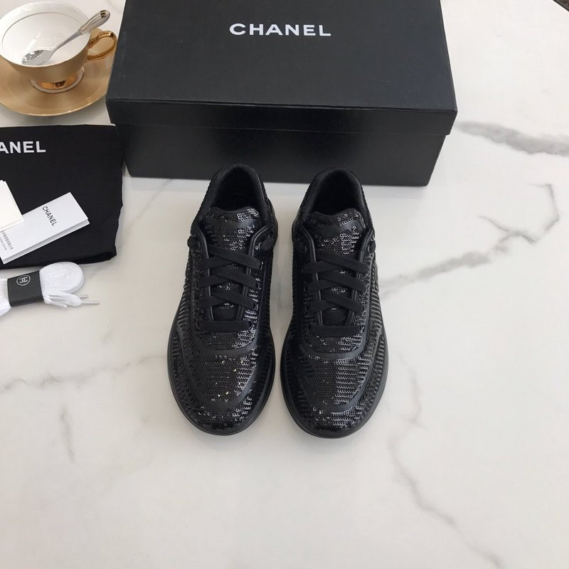 Ch**el sneaker