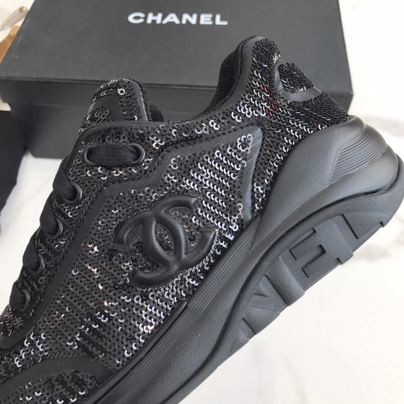 Ch**el sneaker