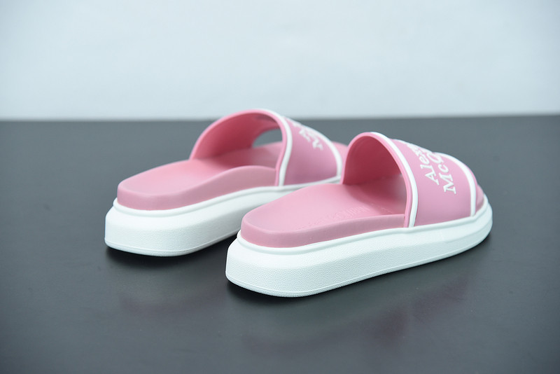 a1exa*der Mcqv*en slide