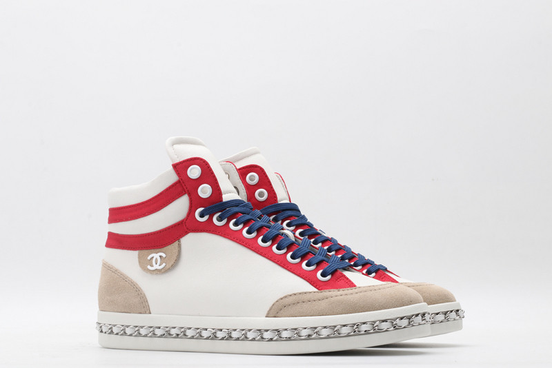 Ch**el sneaker