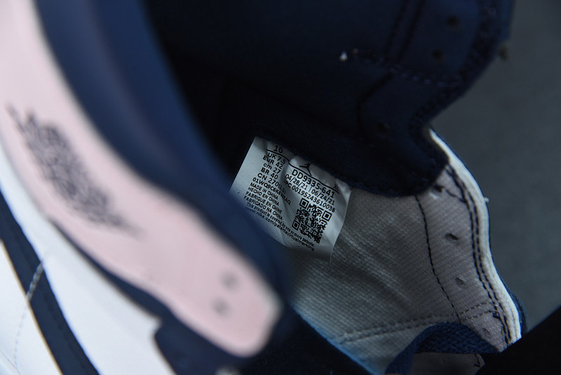 AIR JORDAN 1 HIGH OG “ATMOSPHERE” DD9335-641