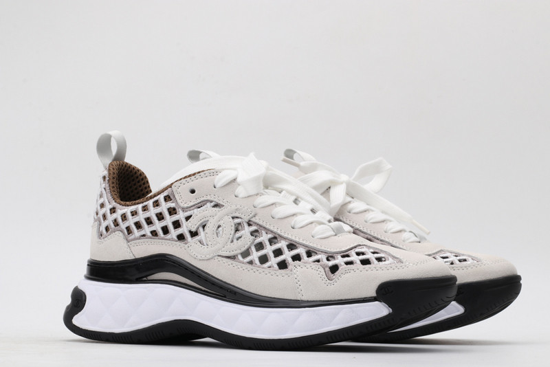 Ch**el sneaker
