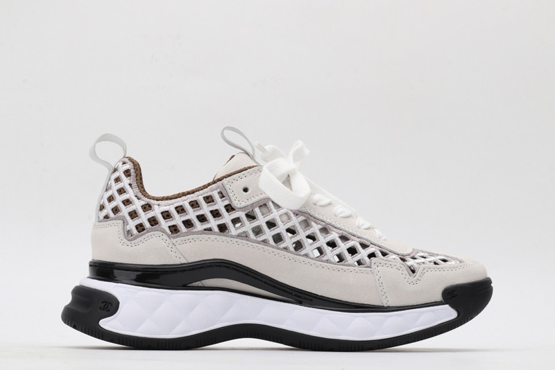 Ch**el sneaker