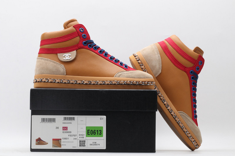 Ch**el sneaker