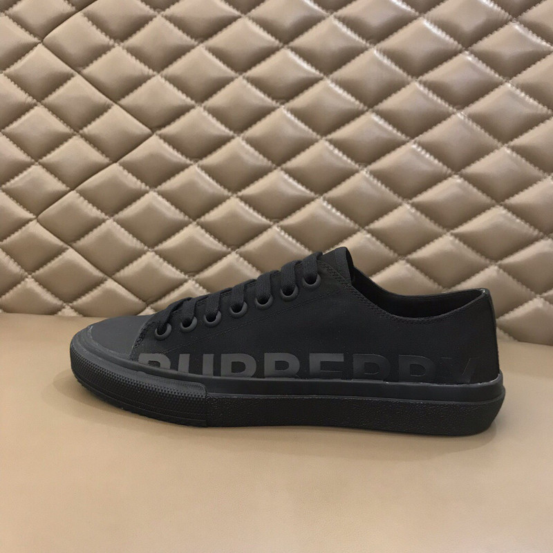 Bv*b*rry sneaker