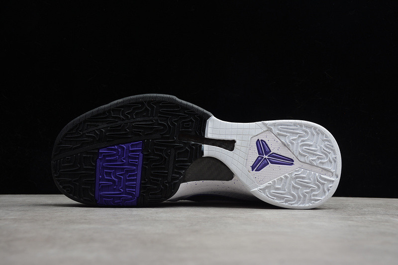 NIKE ZOOM KOBE 5 