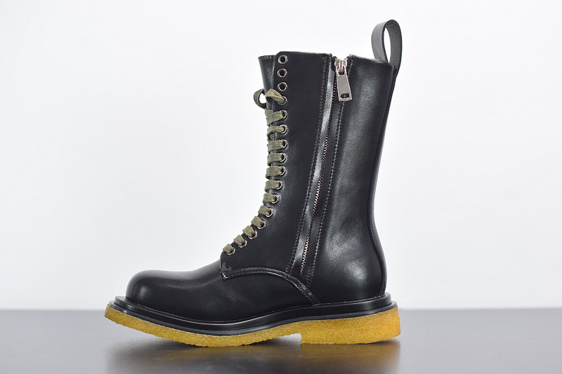 b0tte*a Ven*ta sneaker