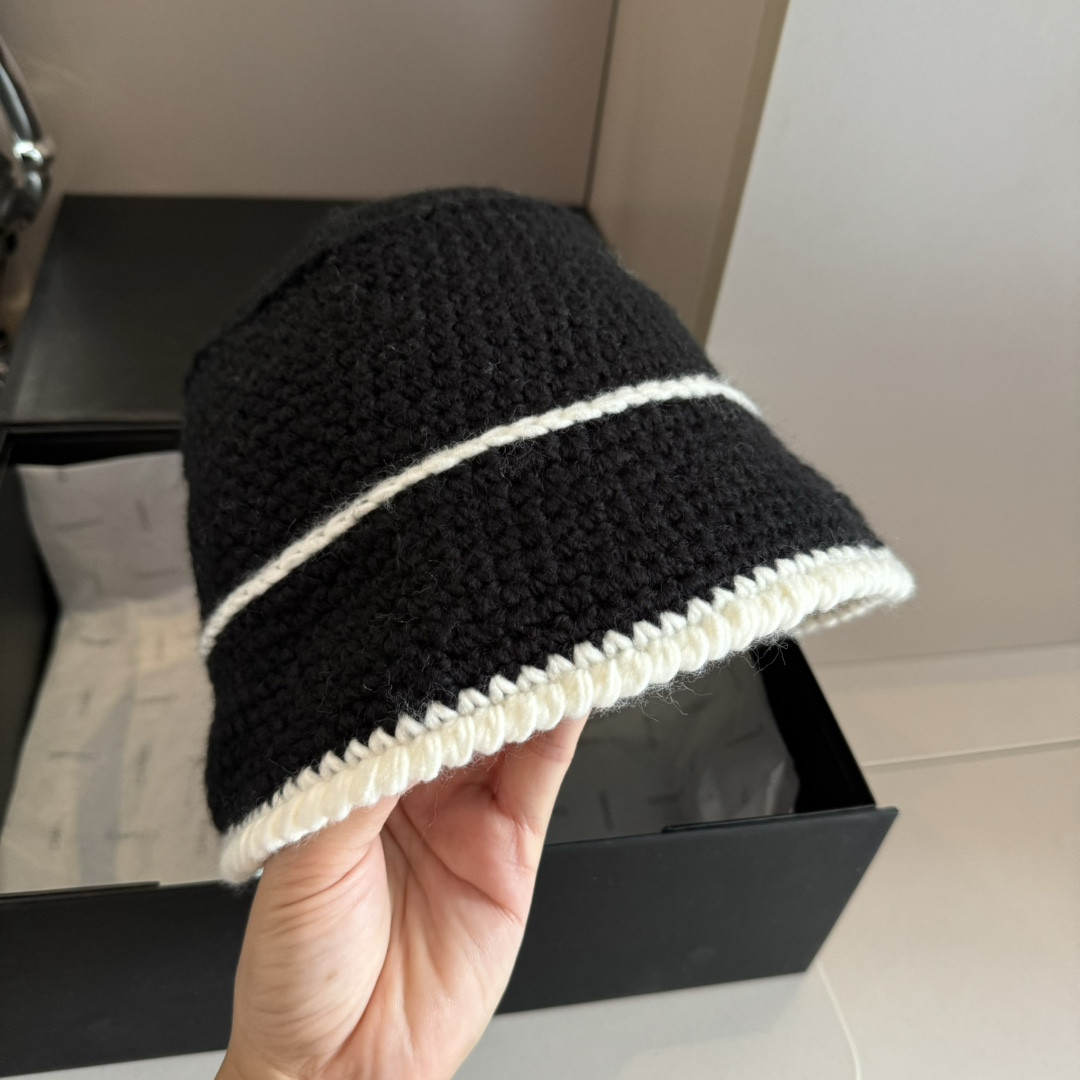 C Hat