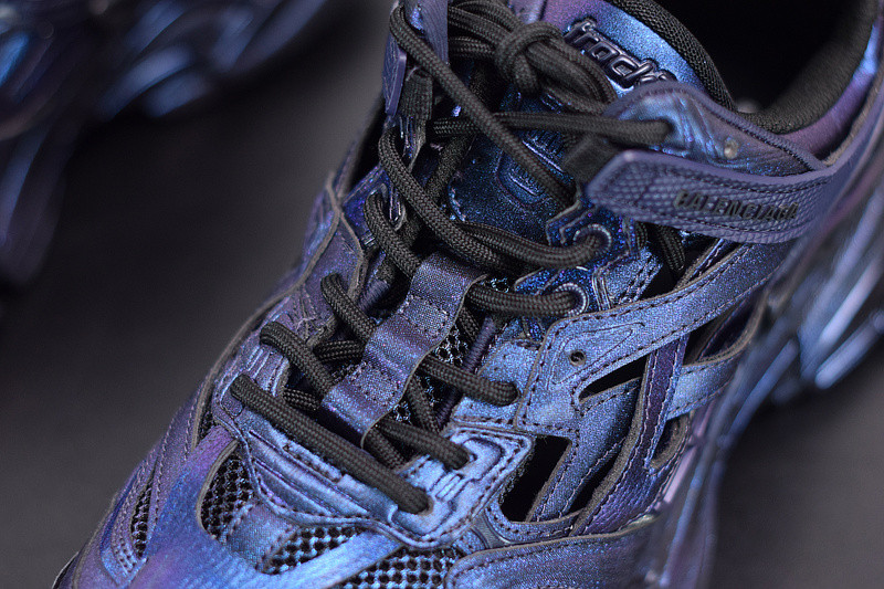 BC TRACK SNEAKER