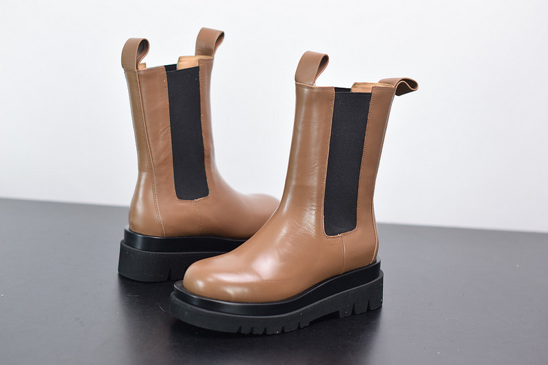 b0tte*a Ven*ta sneaker