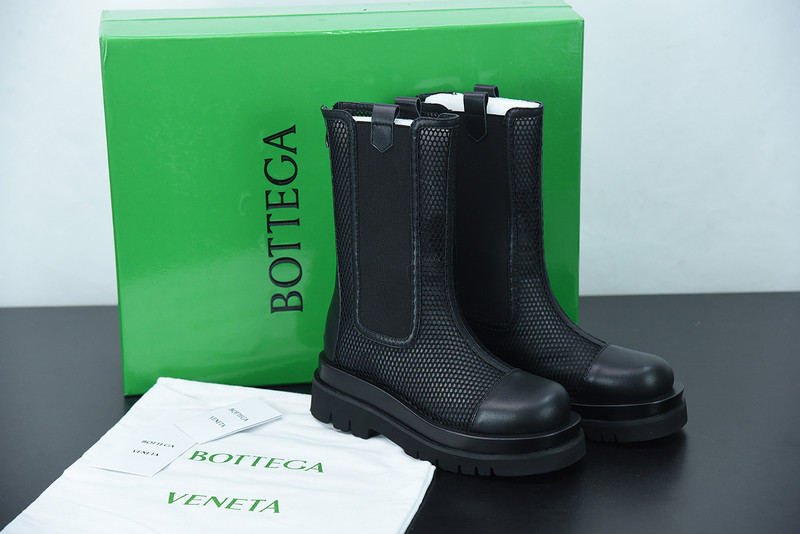 b0tte*a Ven*ta sneaker