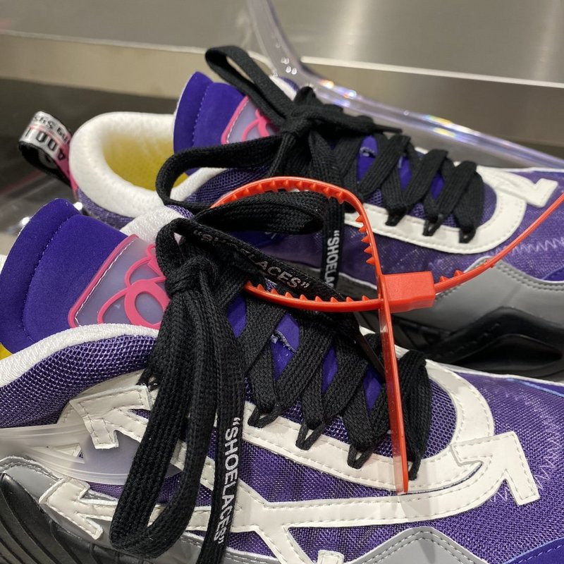 OF C/O ODSY-1000 SNEAKER