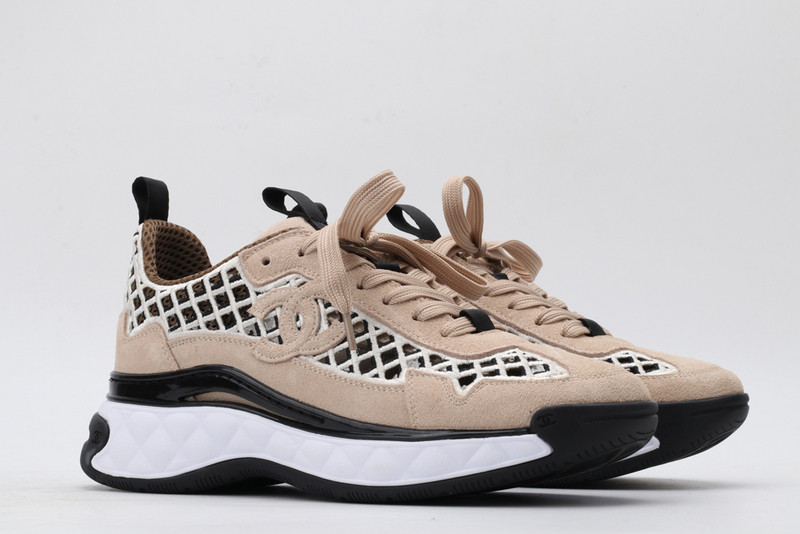 Ch**el sneaker