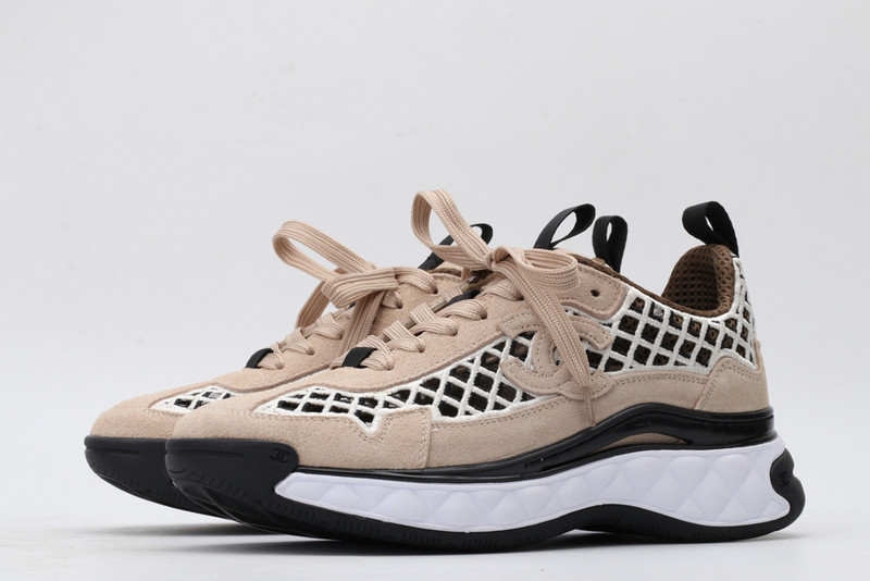 Ch**el sneaker